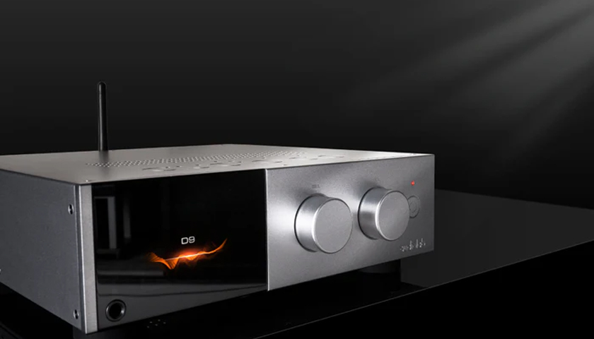 High-Quality Construction, Intuitive Interface, and Bright Display