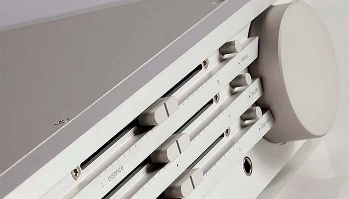 PMC_COR_Integrated_Amplifier