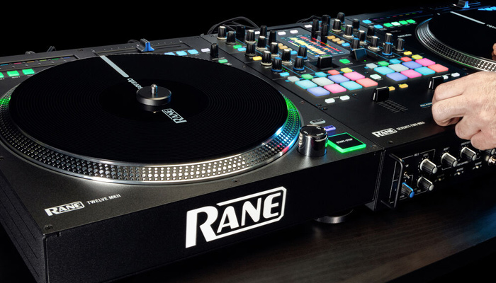 Rane TWELVE MKII - unique motorized DJ-controller