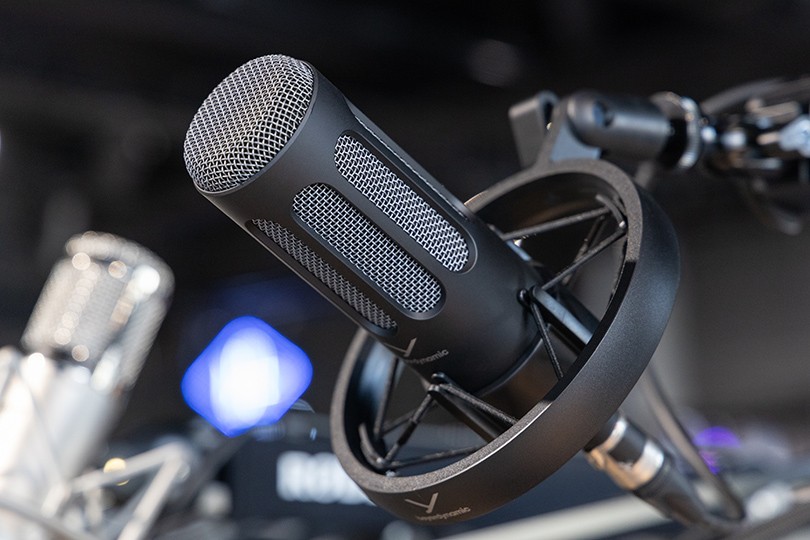 A Complete Guide to Microphones: Types and Their Uses