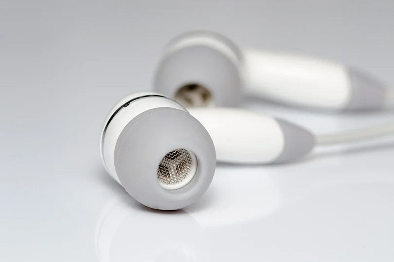 How to Clean Your Headphones