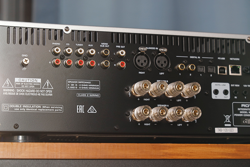 Connecting Speakers to an Amplifier