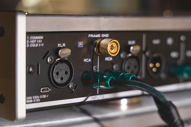 Connecting a Turntable to an Amplifier