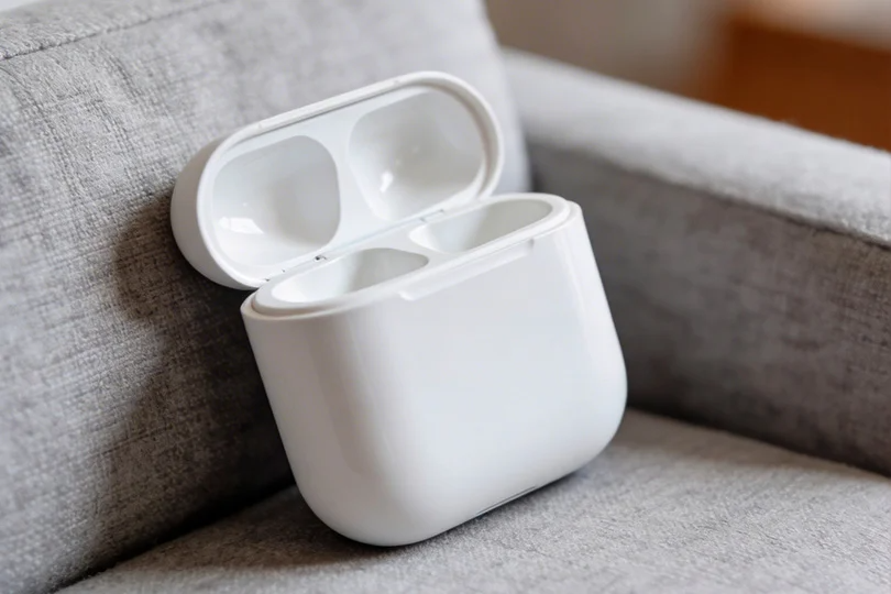 How to Find Lost Earbuds
