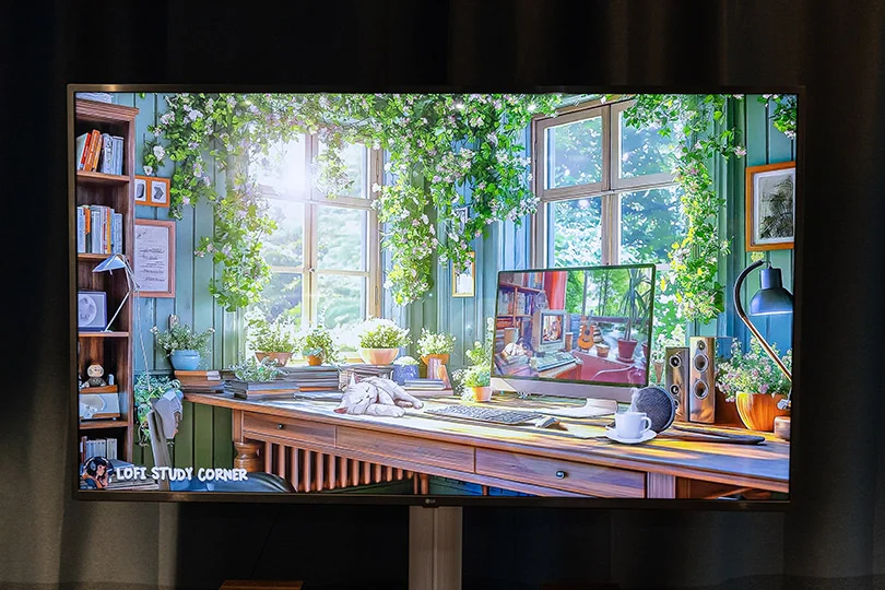 Smart TV vs Regular TV