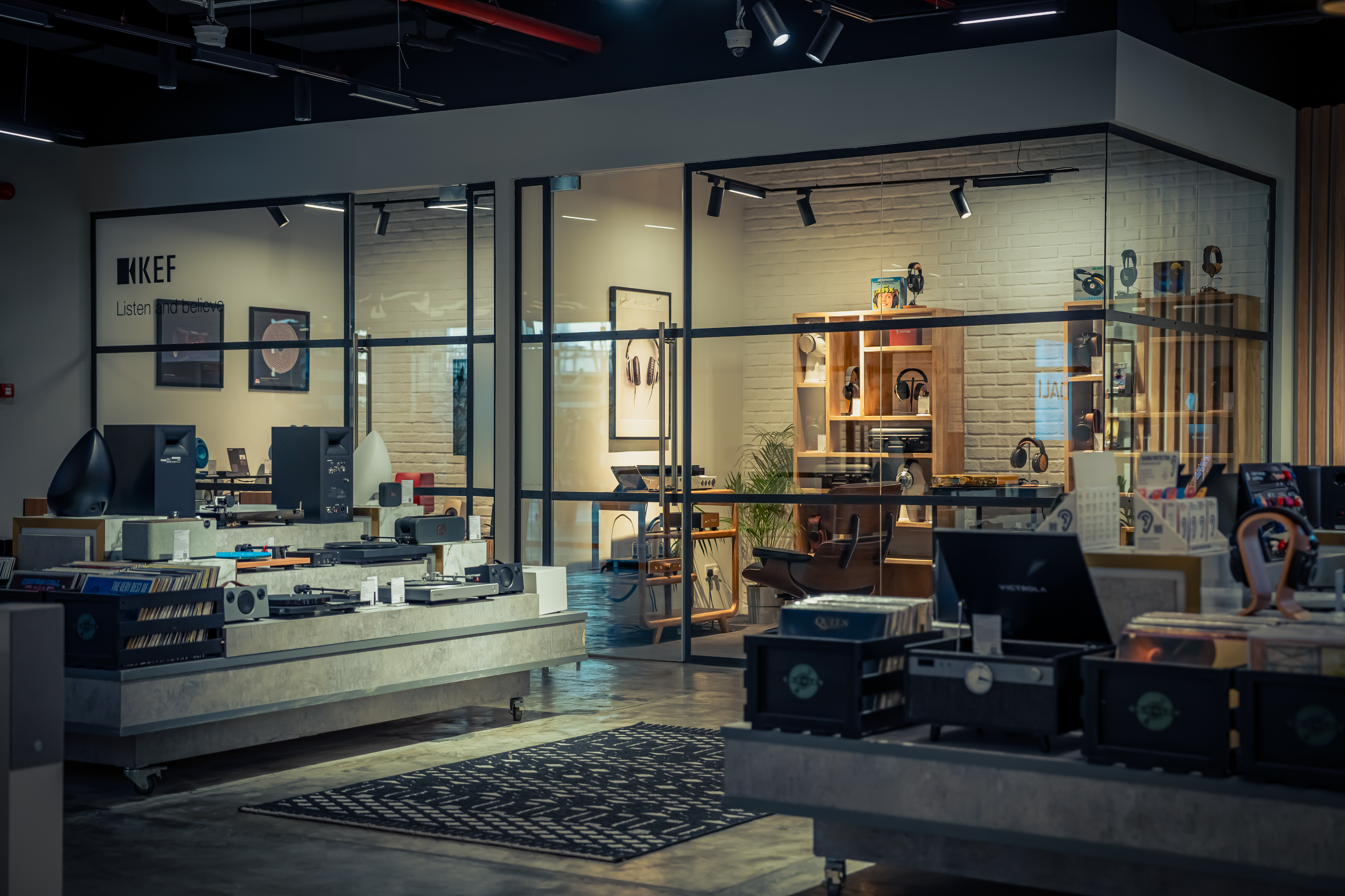 Dr.Head Dubai Showroom