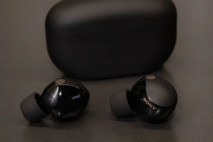Sony WF-1000XM5 Black: New ANC Kings on the Block
