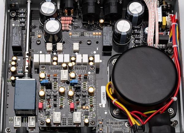 Headphone Amplifier Cayin iHA-6 - img.9