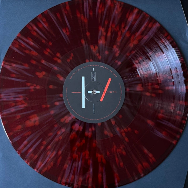 Vinyl Record Twenty One Pilots – Blurryface (10 Year Anniversary Burgundy Splatter) - 2LP - img.6