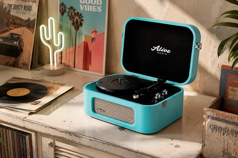 Bluetooth Turntables: Convenient Gateway or Vinyl Sacrilege?