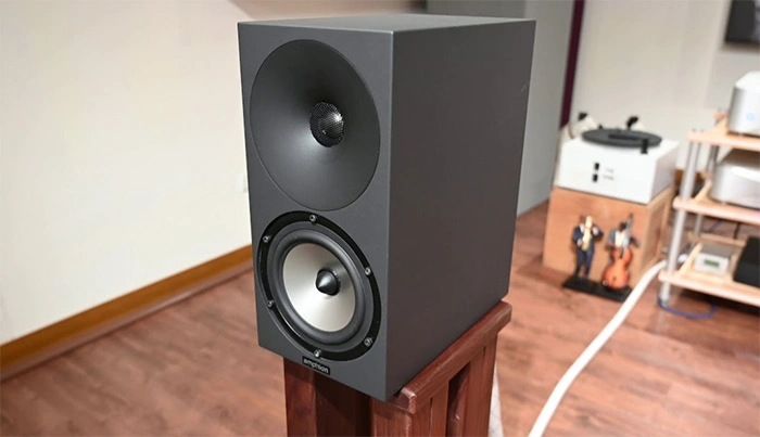 Amphion Argon1