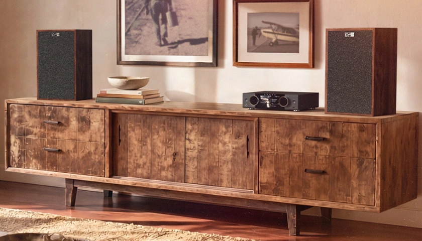 Klipsch Rebellion bookshelf audio system