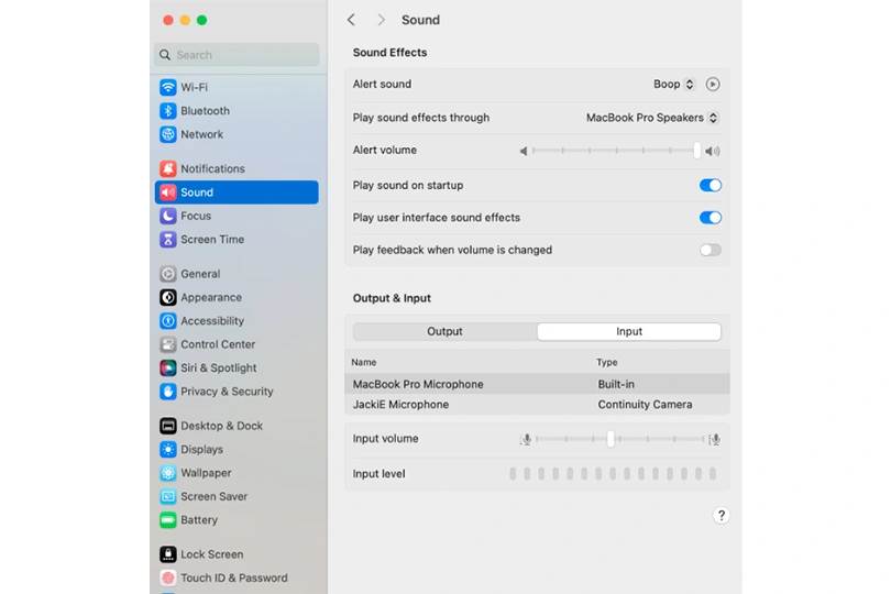 How to Connect a Microphone to a Computer