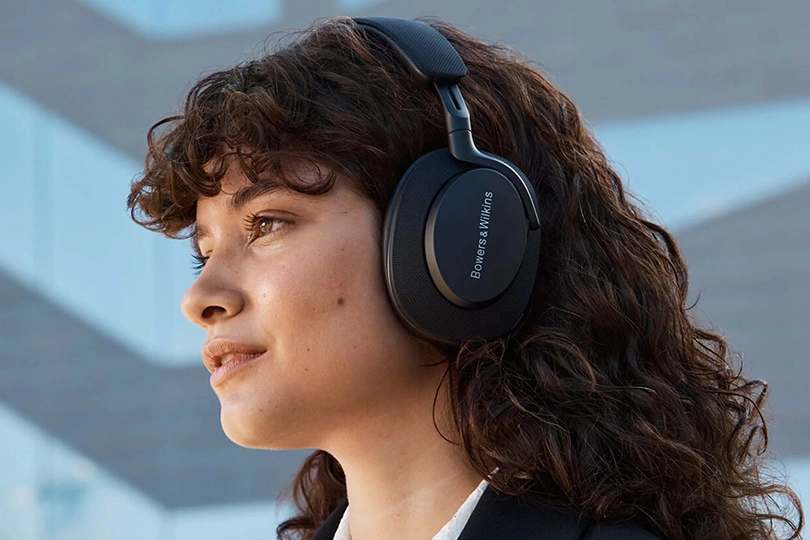The Bowers & Wilkins Px7 S2 headphones are perfect for boosting productivity, thanks to their exceptional active noise cancellation.