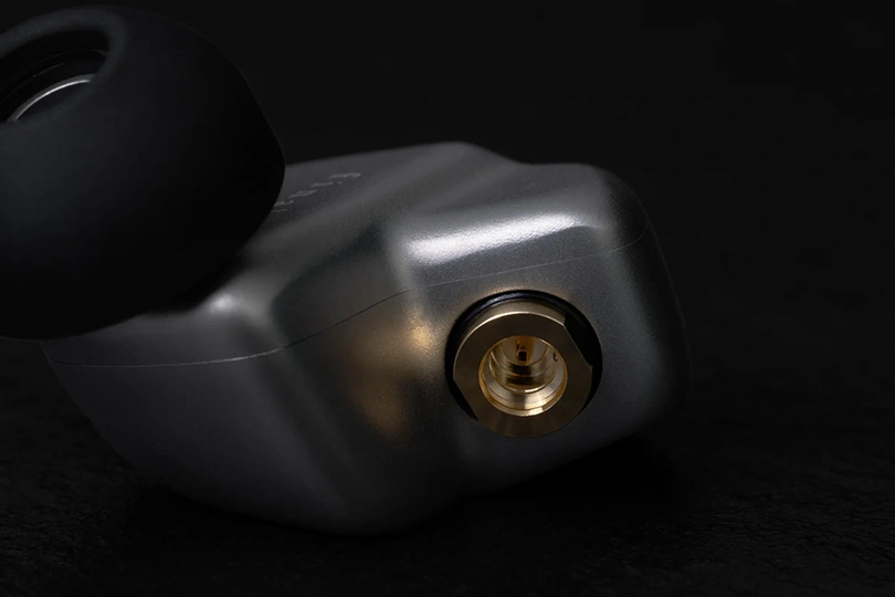 Final Audio A10000: unique diamond diaphragm available only in this model at present