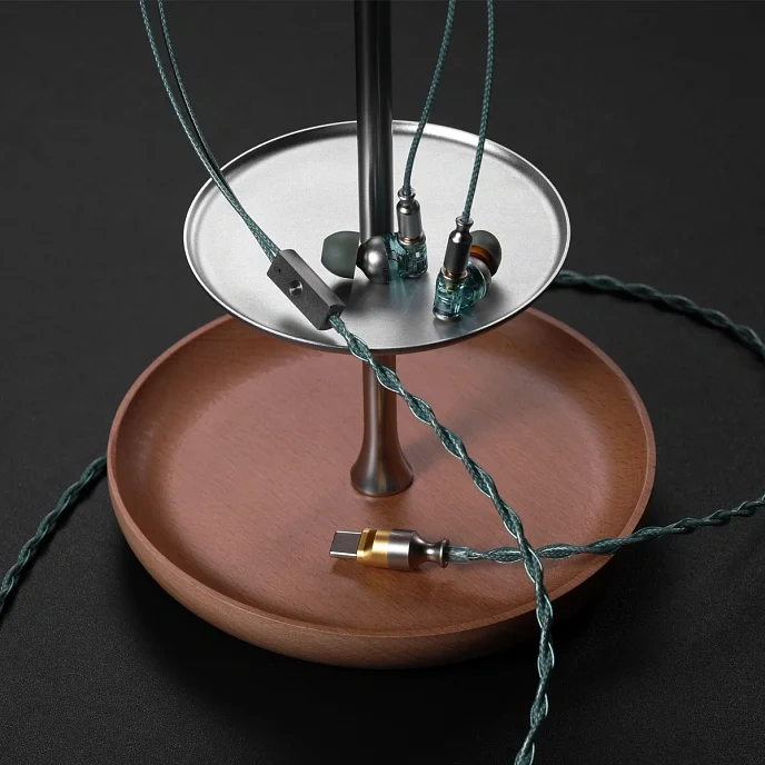 ddHiFi Janus3 headphones