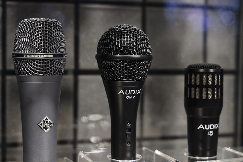 Different Mics