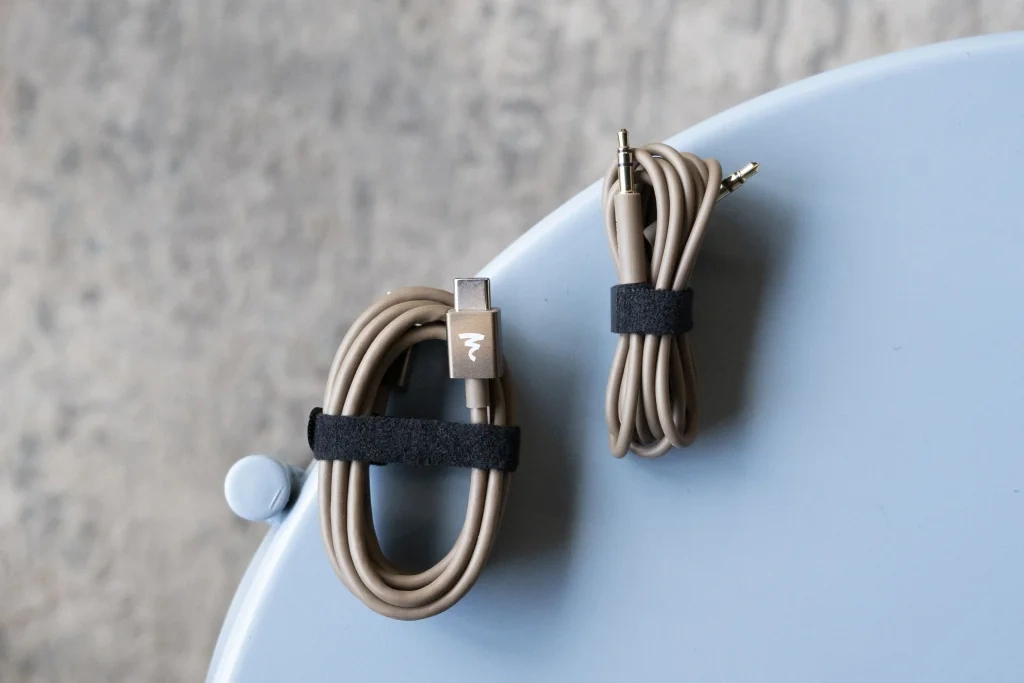 Bathys MG cables