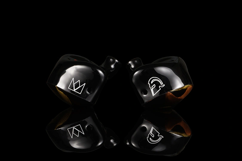 Noble Agis II – Housing and Accessories