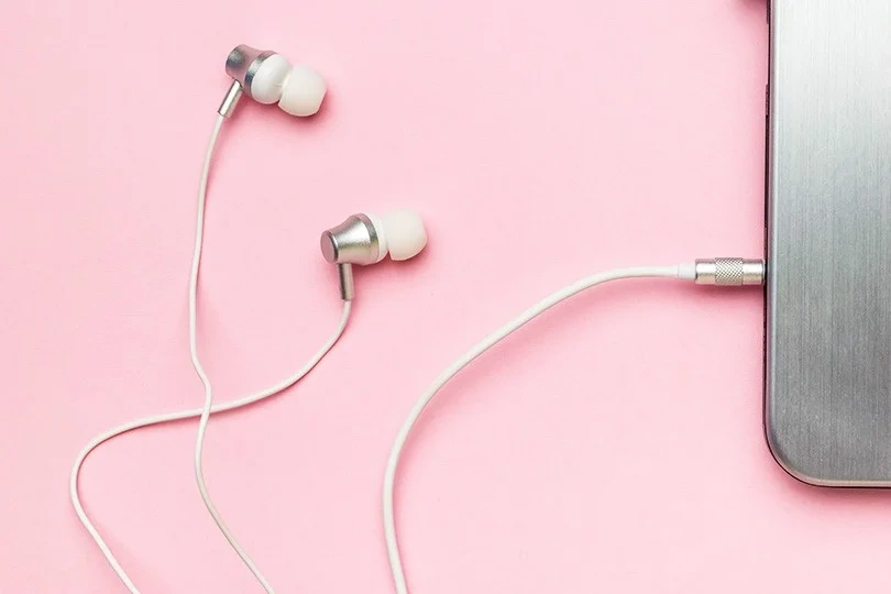 Guide to Fixing a Broken Earphone