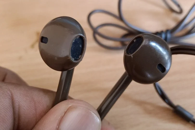 Guide to Fixing a Broken Earphone