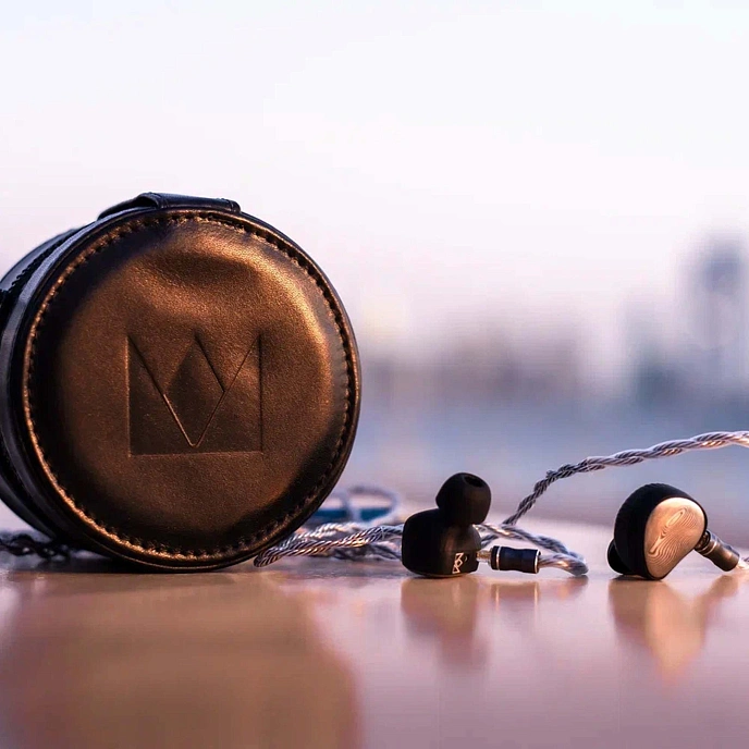 IEMs headphones Noble Audio Viking Ragnar - img.1
