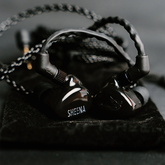 IEMs headphones JH Audio Sheena Black - img.3