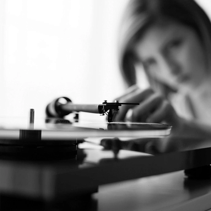 Turntable Pro-Ject T1 BT OM 5E Piano Black - img.10