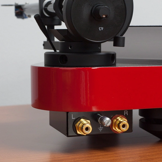 Turntable Pro-Ject RPM 5 Carbon Red - img.3
