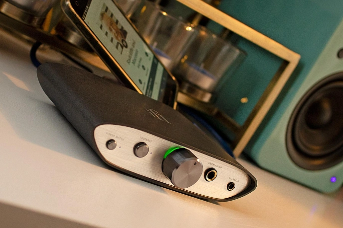Headphone amplifier with DAC iFi Zen Dac V2 - img.4
