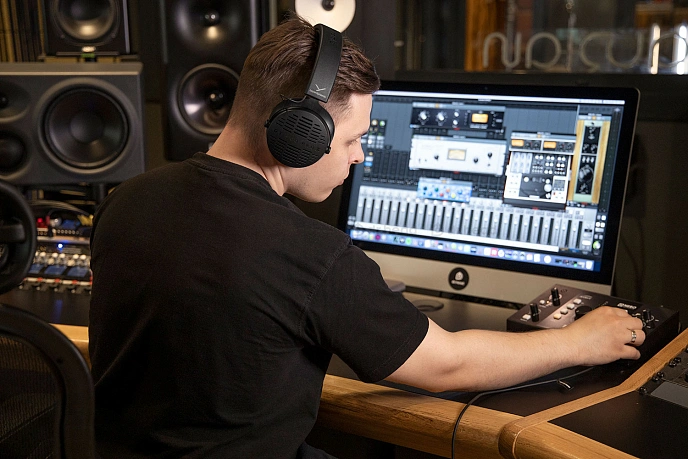 Monitor headphones Beyerdynamic DT 900 PRO X - img.18