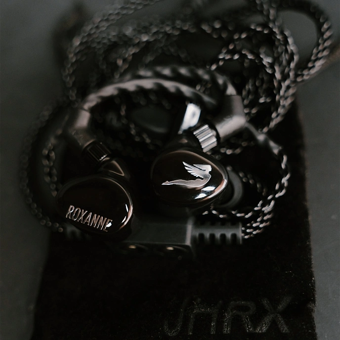 IEMs headphones JH Audio Roxanne Black - img.4
