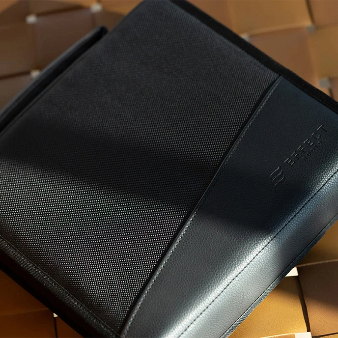 Headphone case Effect Audio Chamber Carrying Case Black - img.1