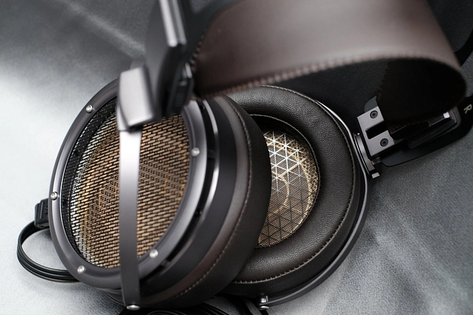 High End headphones Stax SR-X9000 - img.4