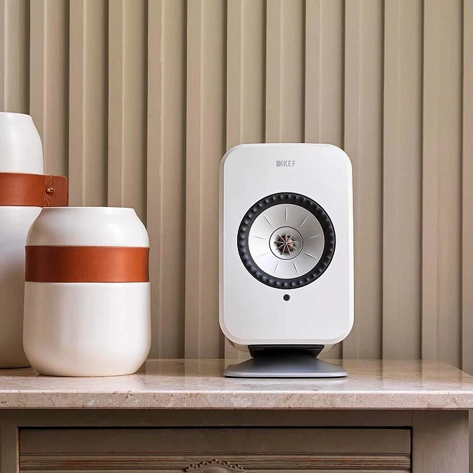 Bookshelf speakers KEF LSX II LT Stone White + KEF P1 Desk Pad Silver - img.11