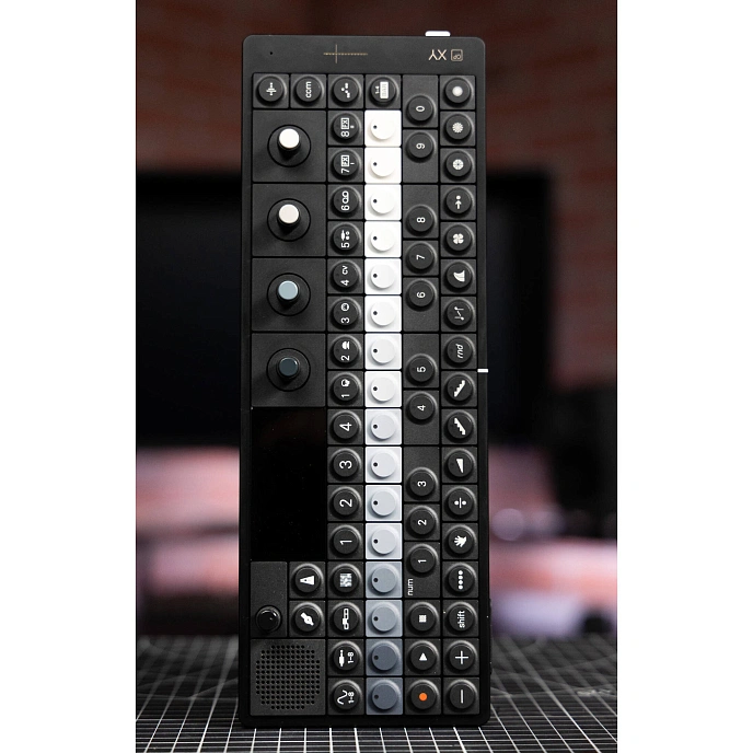 Synthesizer Teenage Engineering OP-XY Black - img.8
