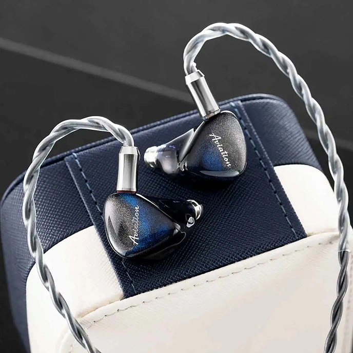 In-ear headphones Queen Of Audio Aviation Galaxy - img.1