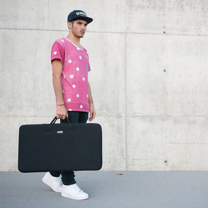 Case UDG Creator Controller Hardcase Large MK2 Black - img.7