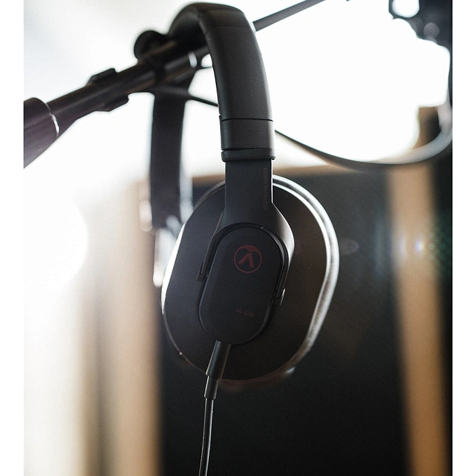 Over-ear headphones Austrian Audio Hi-X20 - img.9