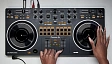 - img.8 DJ controller Pioneer DDJ-REV1 - img.8