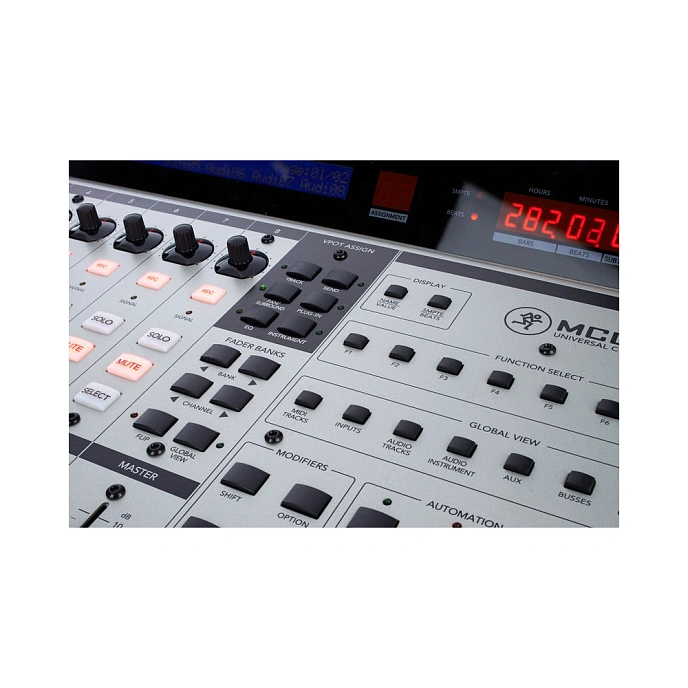 Mixing console Mackie MCU PRO Control Universal PRO Silver - img.6