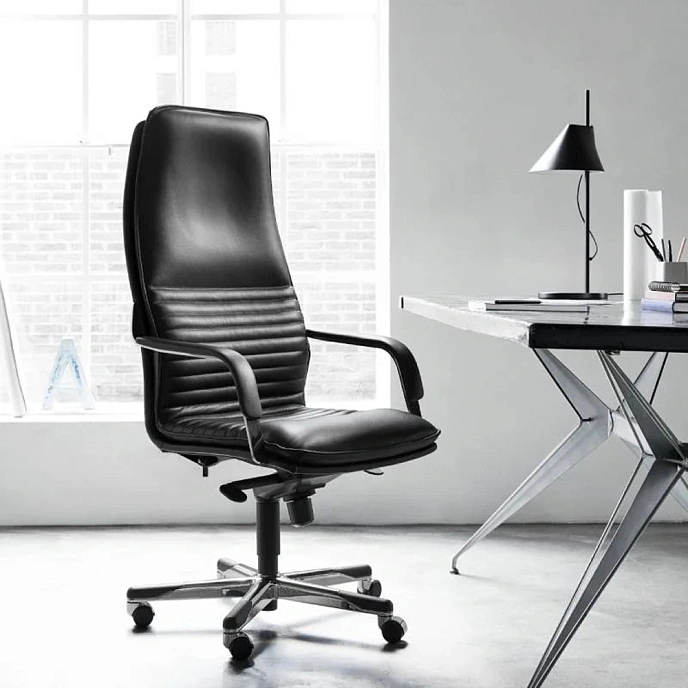 Listening Chair Berg MB-86 Black - img.0