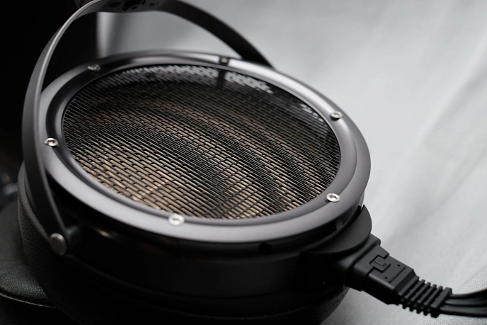 High End headphones Stax SR-X9000 - img.3