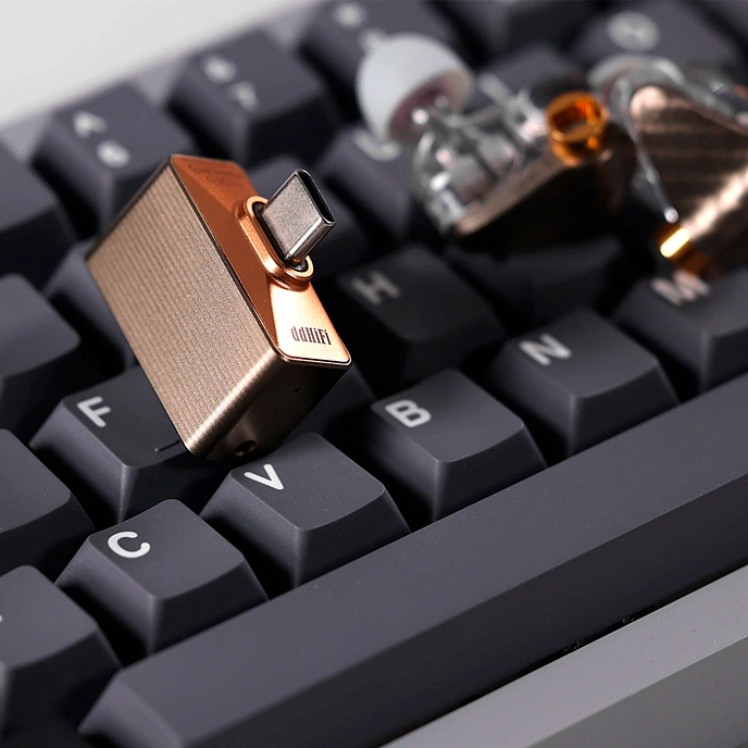 Headphone amplifier with DAC ddHiFi TC44PRO M3 Mountain3 - img.3