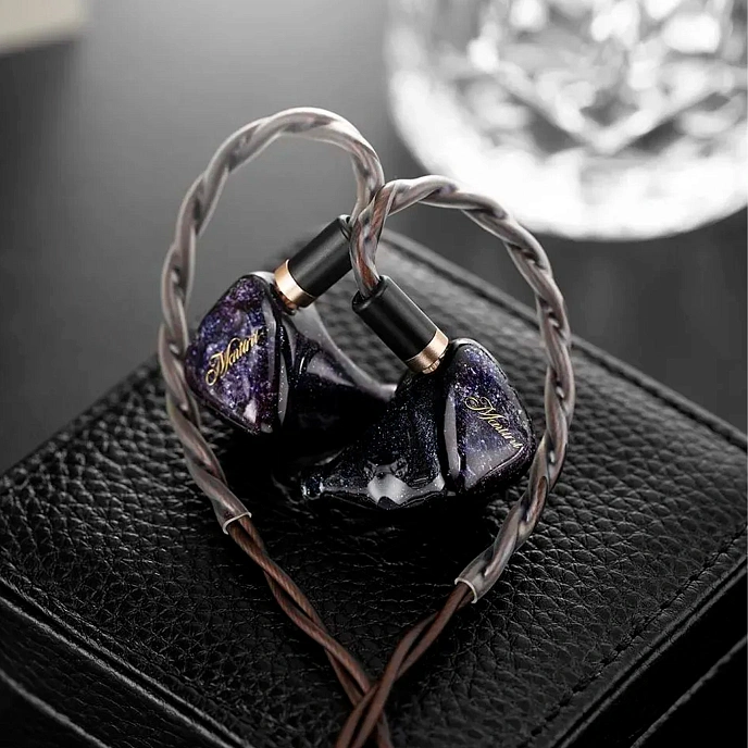 Headphones Queen Of Audio Martini Black - img.1