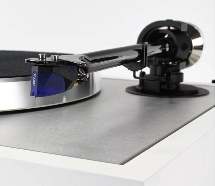 Turntable Pro-Ject The Classic 2M Blue Satin White - img.5