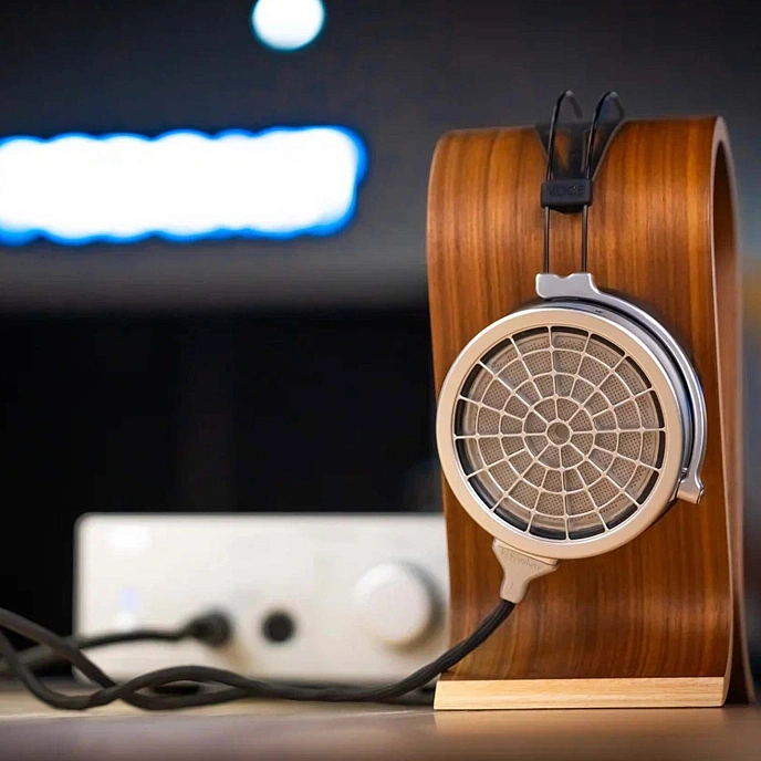 High End headphones Dan Clark Audio VOCE Grey - img.6