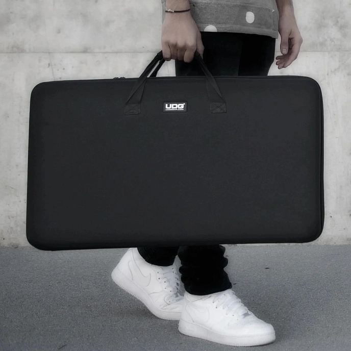 Case UDG Creator Controller Hardcase Large MK2 Black - img.12