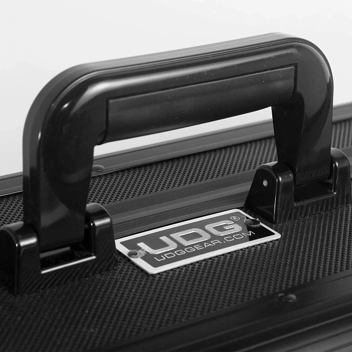 Case UDG Ultimate Pick Foam Flight Case Multi Format L Black - img.11