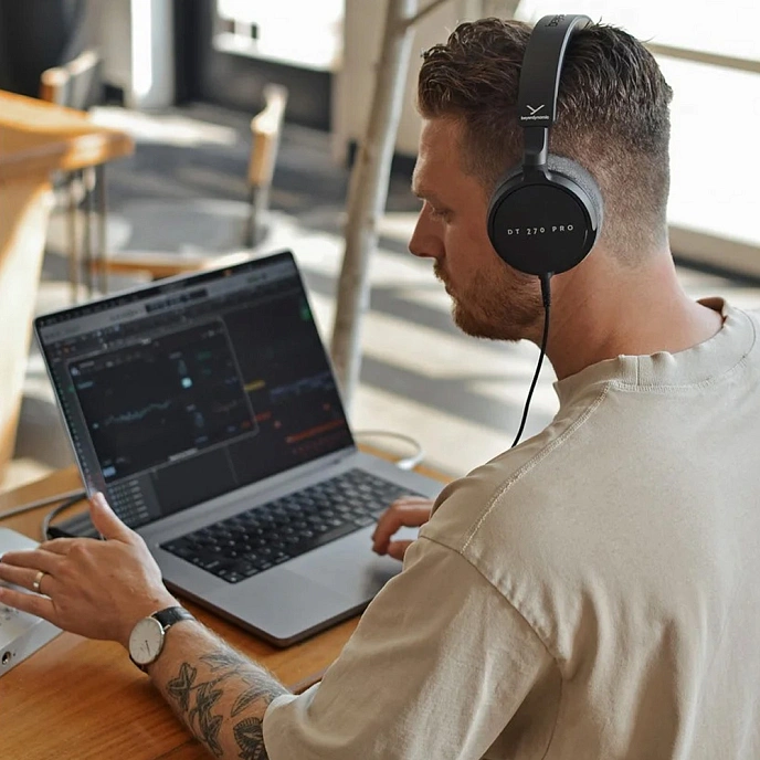 Over-ear headphones Beyerdynamic DT 270 PRO - img.5
